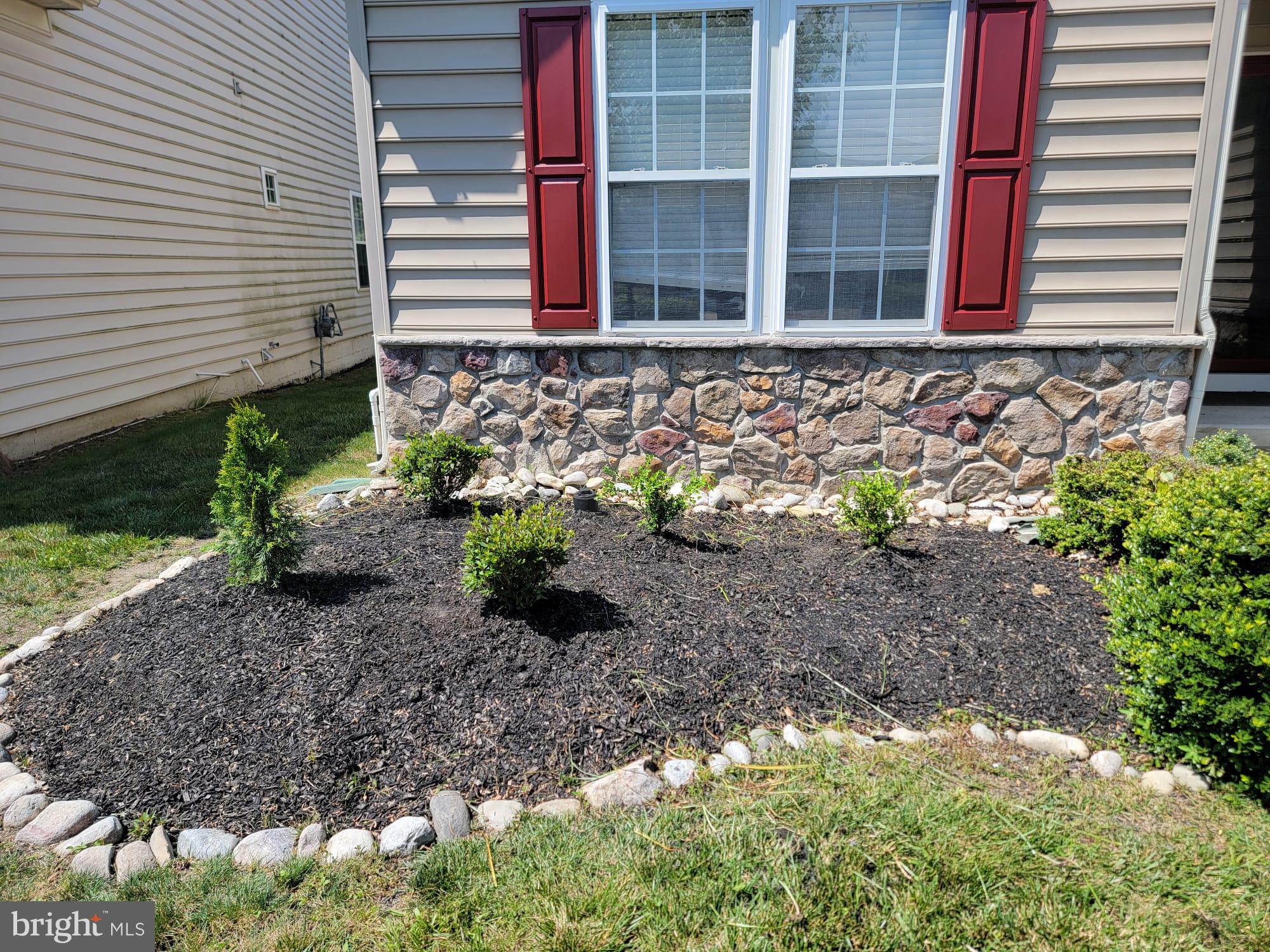 29 Hearthstone Boulevard Pemberton, NJ 08068 - Photo 12 of 17 a front view of a house