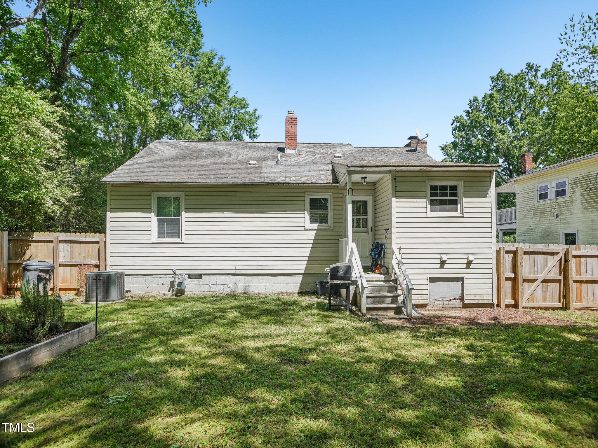 2600 Newbold Street Raleigh, NC 27603 - Photo 10 of 12 7-web-or-mls-Newbold St-2904-007
