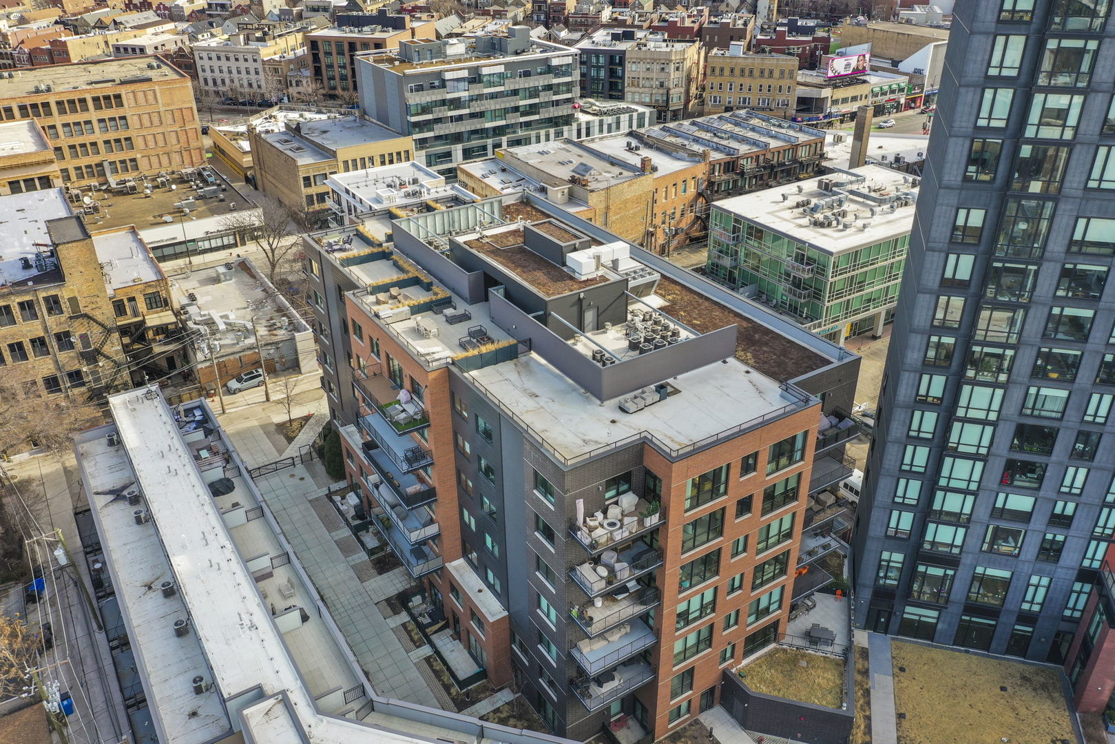 1648 West Division Street, Unit 703 Chicago, IL 60622 - Photo 38 of 41 a city view with tall buildings