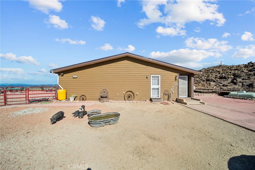 33330 Palen Road Agua Dulce, CA 91390 - Photo 38 of 55