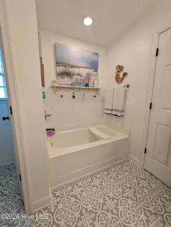 $475,000 | 122 Barco Road, Barco, NC 27917