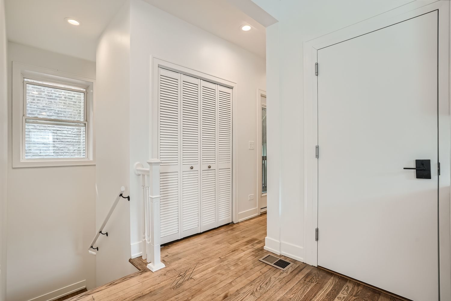 2602 North Springfield Avenue, Unit 1 Chicago, IL 60647 - Photo 12 of 29