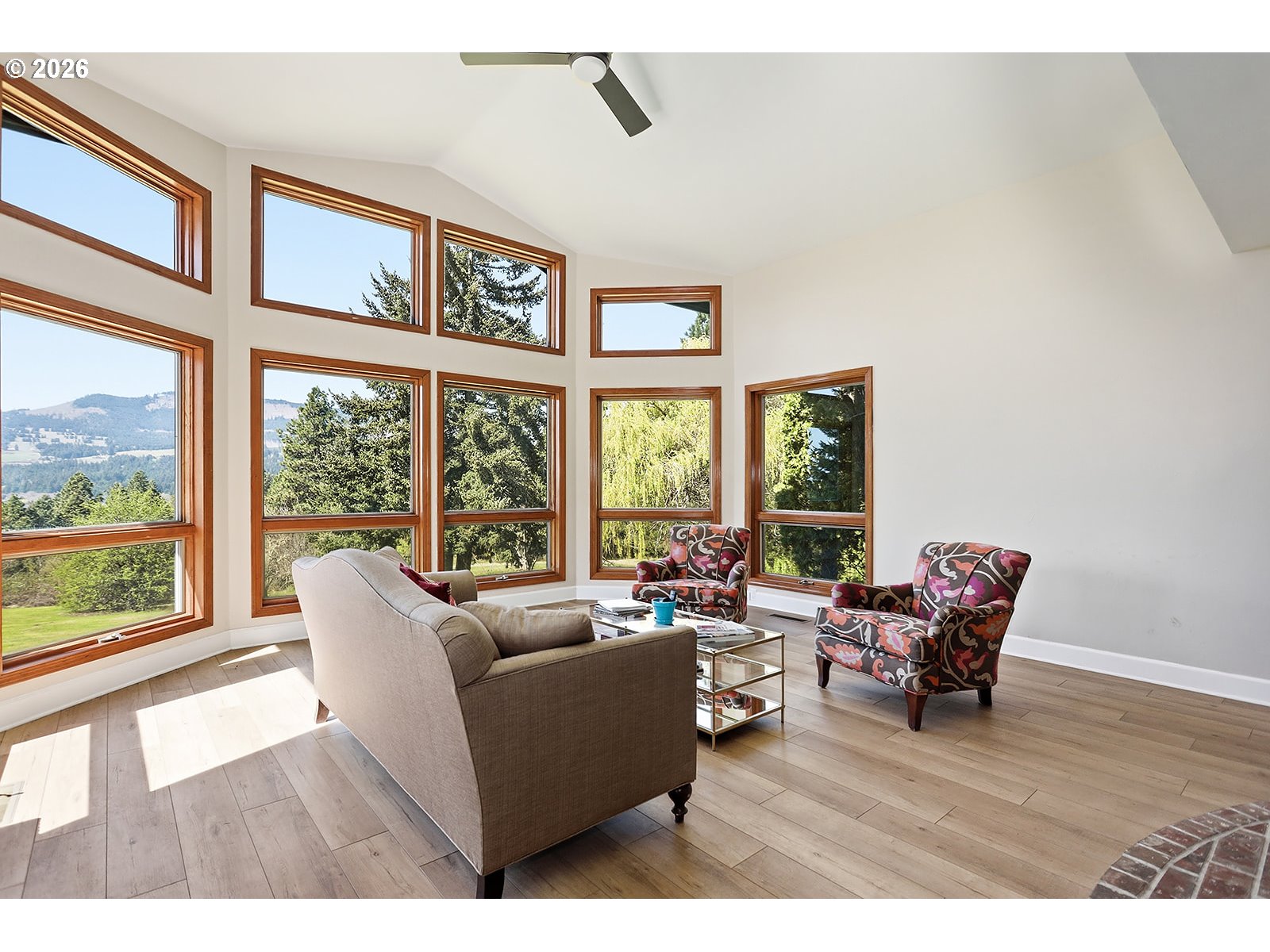 201 Northwest Country Place Road White Salmon, WA 98672 - Photo 11 of 48