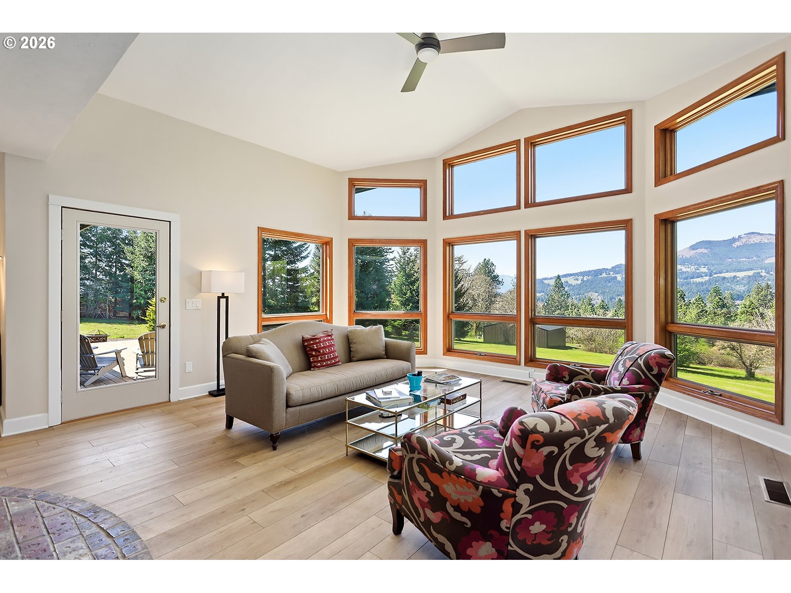 201 Northwest Country Place Road White Salmon, WA 98672 - Photo 12 of 48