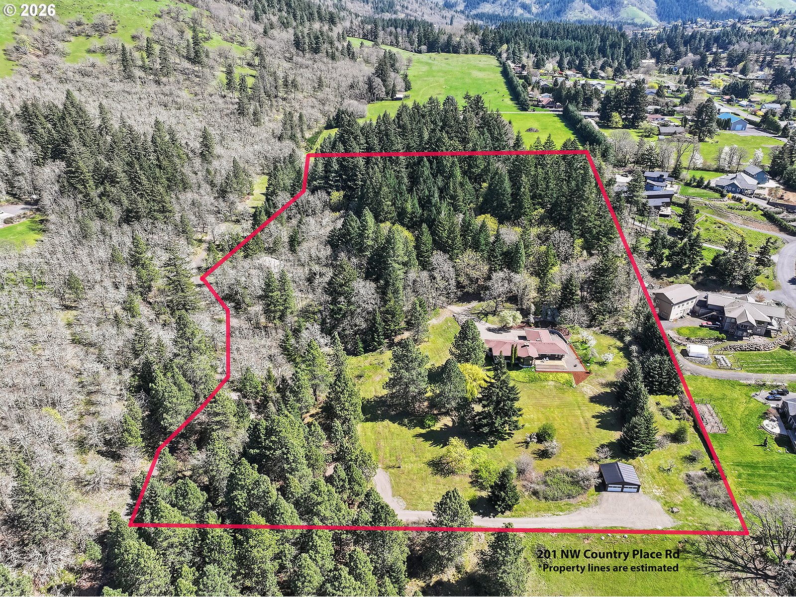 201 Northwest Country Place Road White Salmon, WA 98672 - Photo 3 of 48