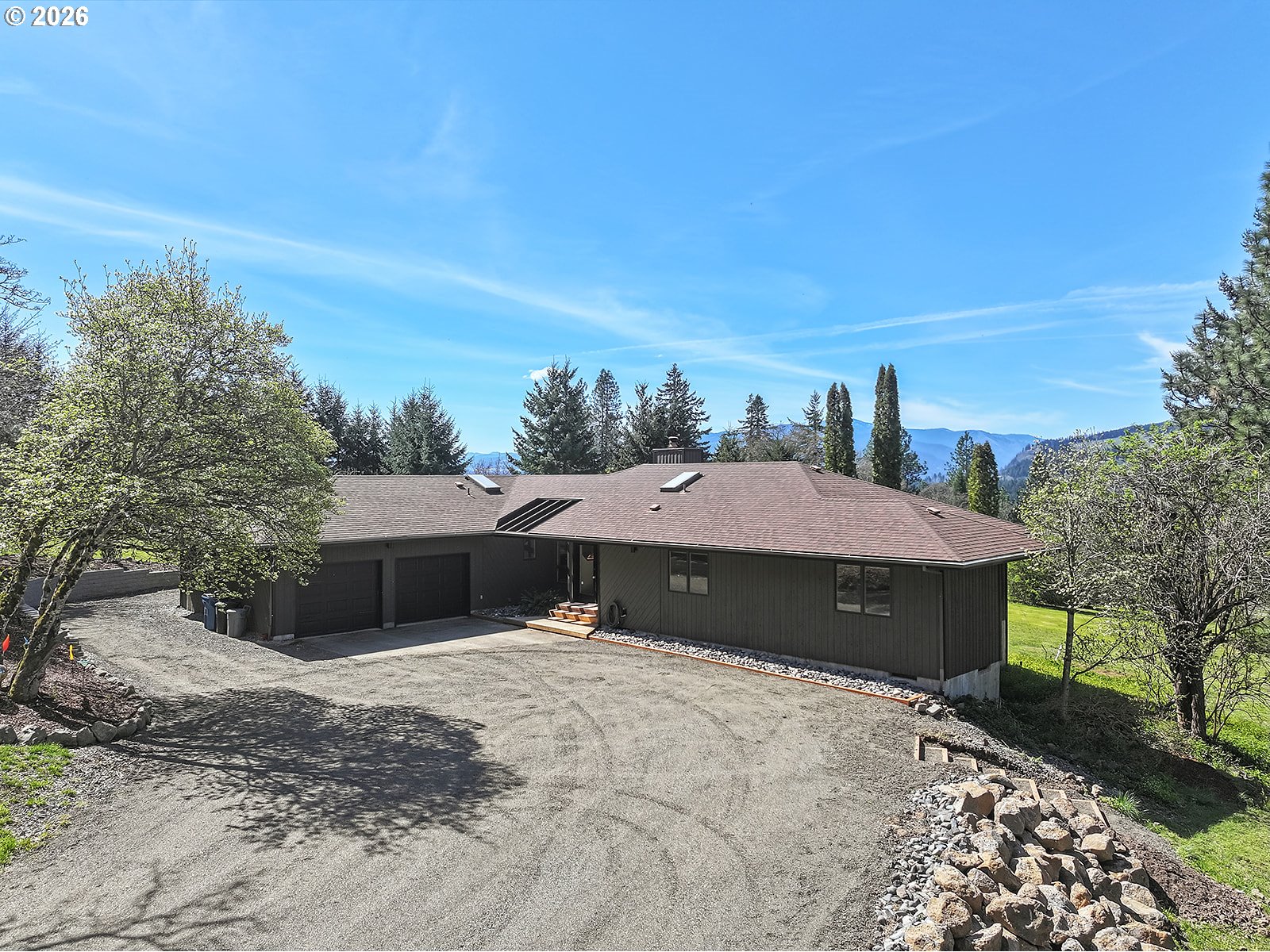 201 Northwest Country Place Road White Salmon, WA 98672 - Photo 35 of 48