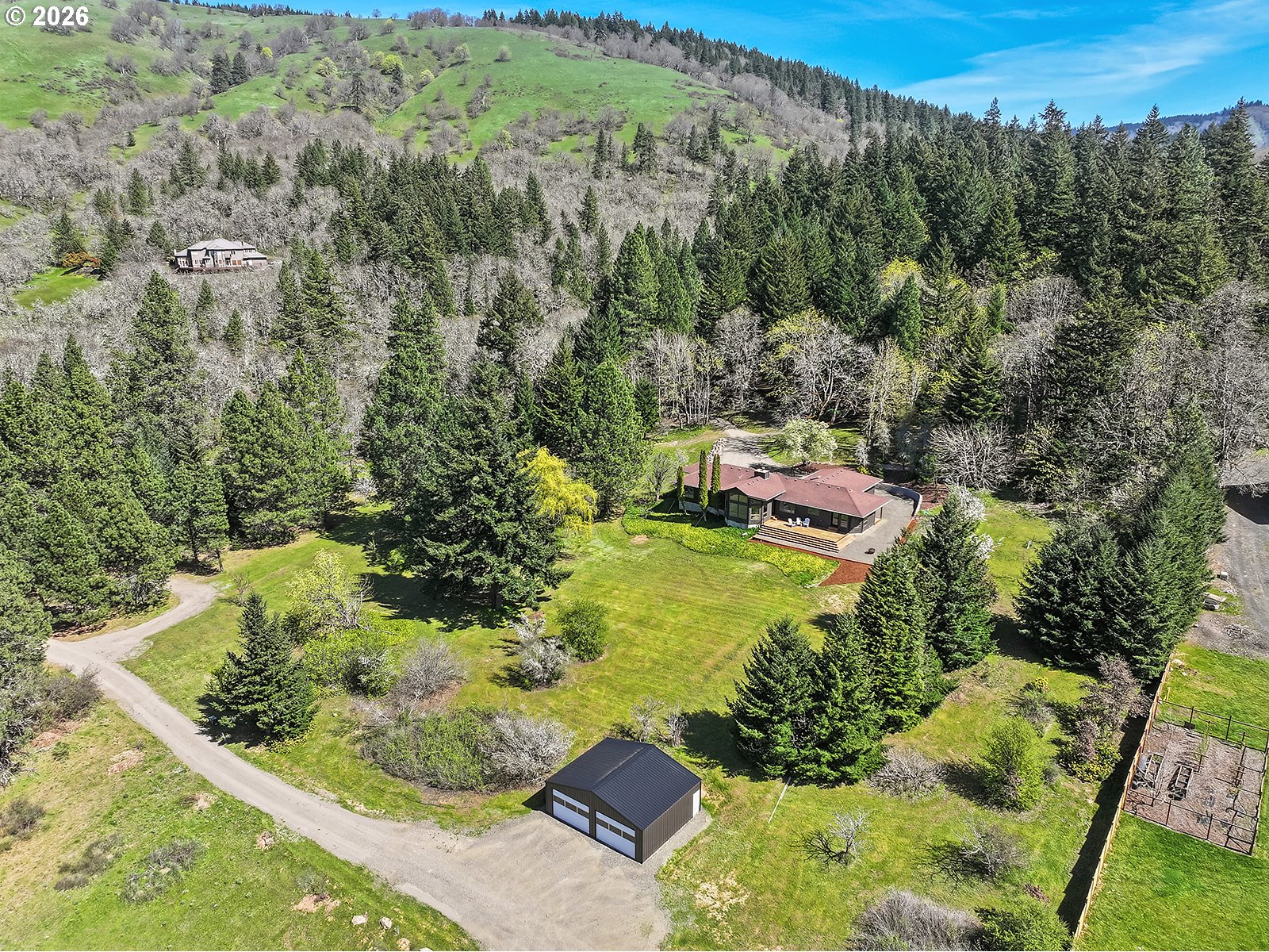 201 Northwest Country Place Road White Salmon, WA 98672 - Photo 38 of 48