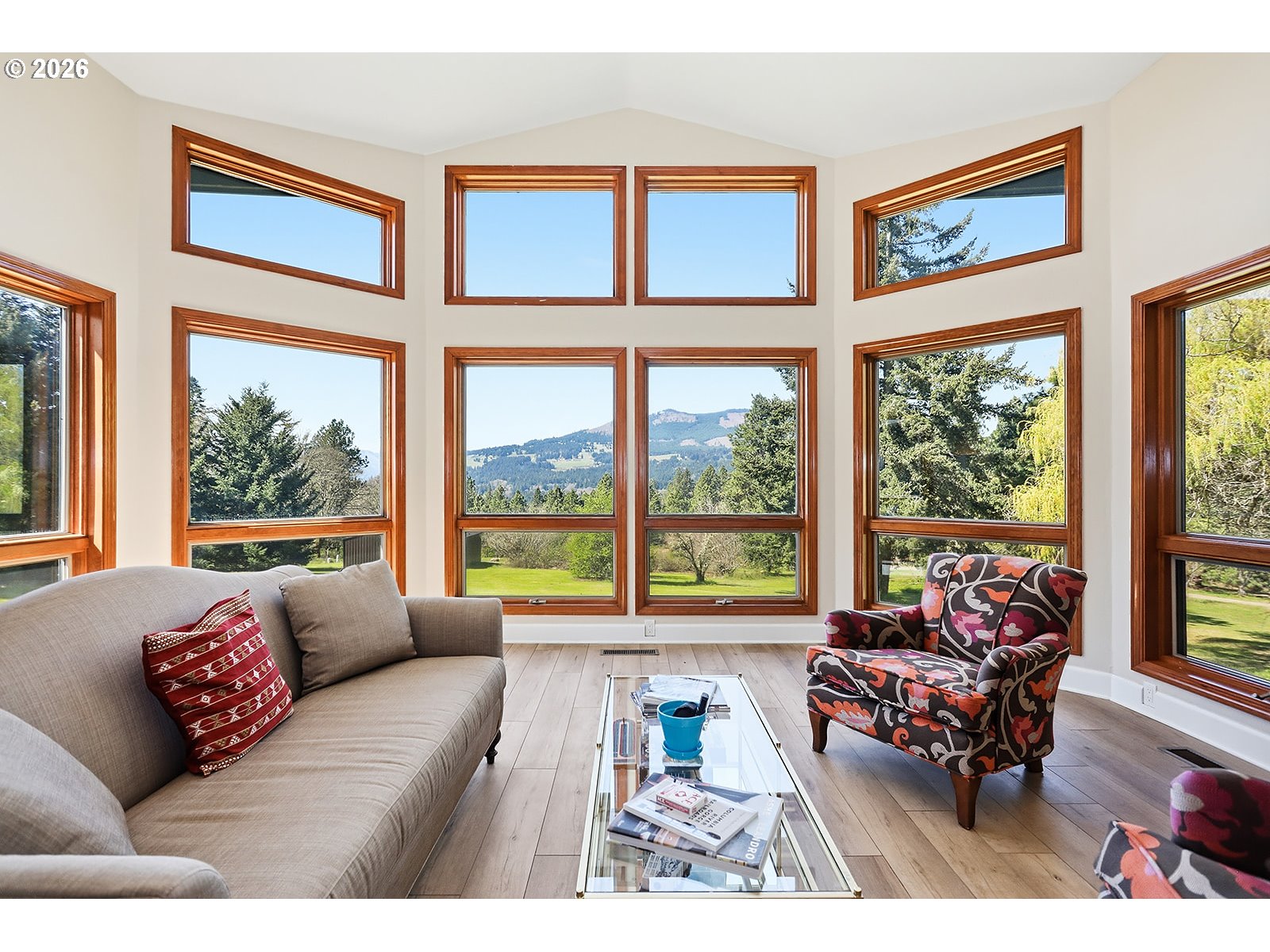 201 Northwest Country Place Road White Salmon, WA 98672 - Photo 9 of 48