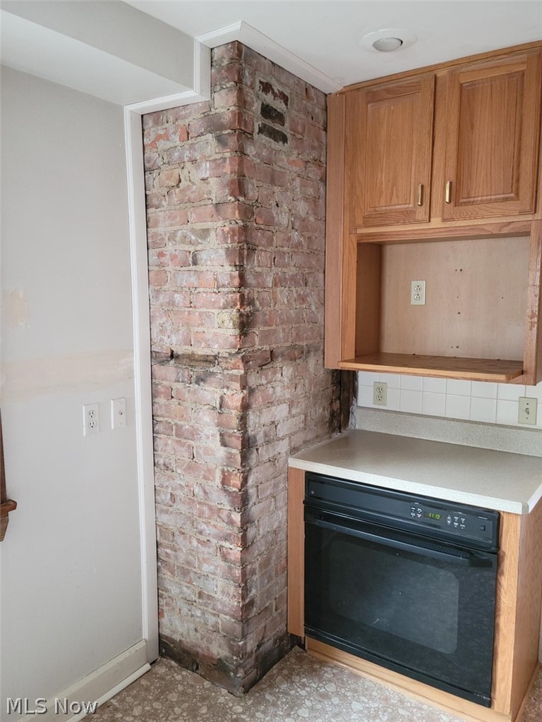 2630 Edgehill Road Cleveland, OH 44106 - Photo 8 of 25 Gallery Image 8