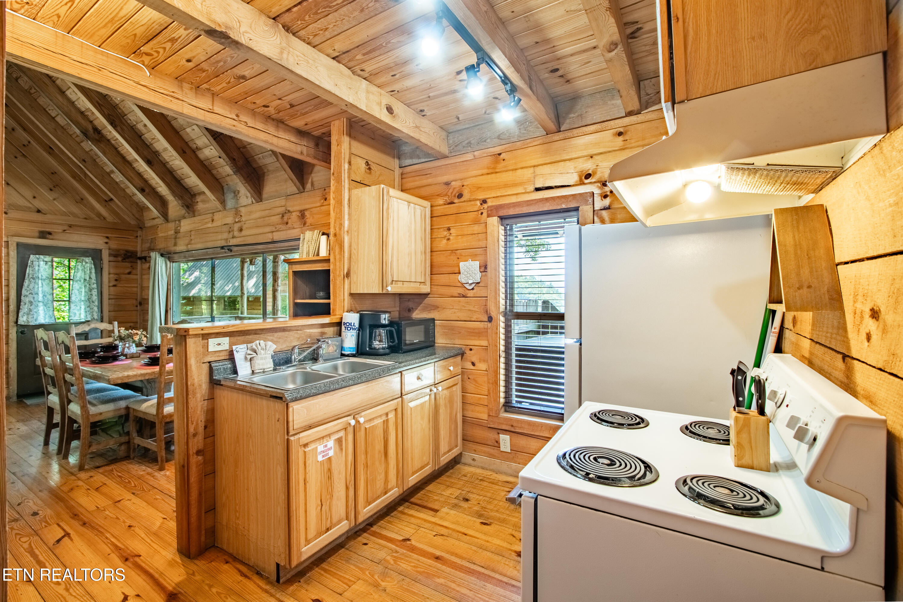 2 R Wears Valley Road Townsend, TN 37882 - Photo 11 of 34 DSC07275-HDR