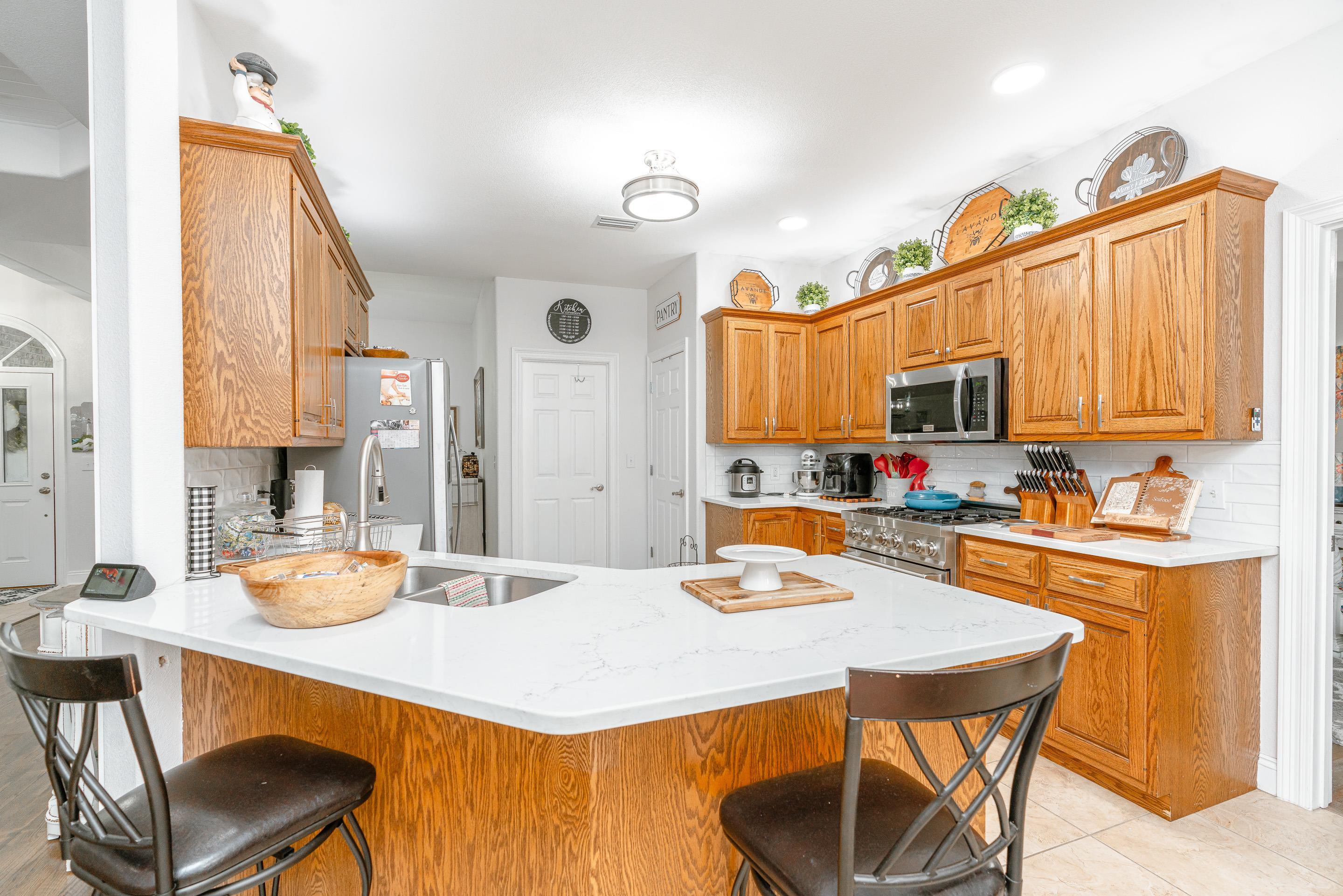 302 Bristol Way Foley, AL 36535 - Photo 12 of 51 Kitchen