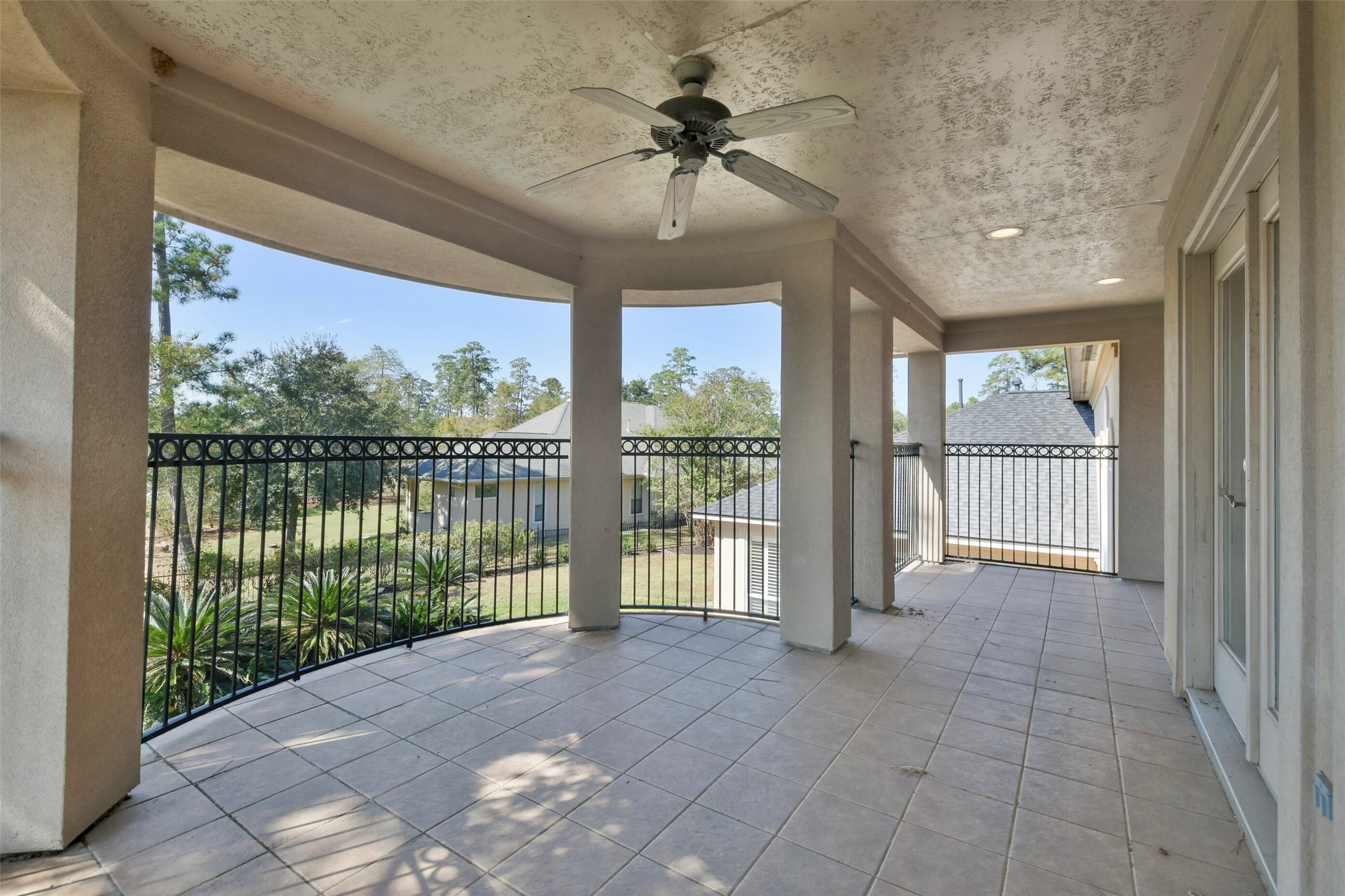 8114 Hideaway Lake Circle Spring, TX 77389 - Photo 27 of 50 a view of a room with balcony and furniture