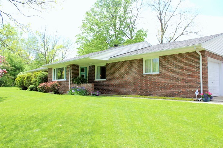 2307 North River Road Marion, IN 46952 - Photo 2 of 23 Gallery Image 2