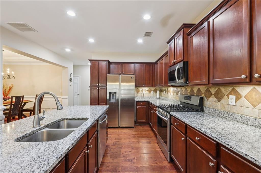 4750 Hastings Terrace Alpharetta, GA 30005 - Photo 6 of 25