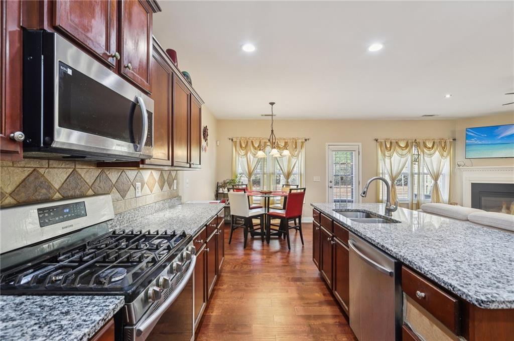 4750 Hastings Terrace Alpharetta, GA 30005 - Photo 7 of 25