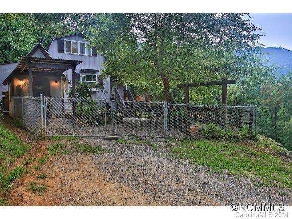 91 Davidson Gap Road Leicester, NC 28748 - Photo 2 of 23 Gallery Image 2