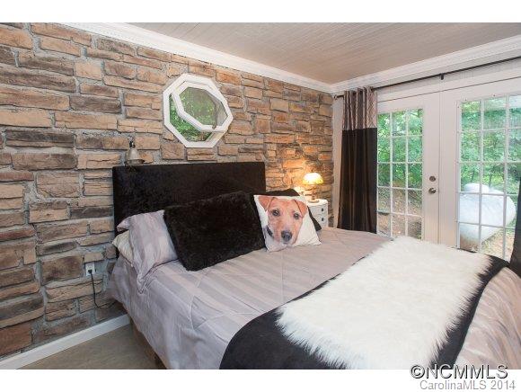 91 Davidson Gap Road Leicester, NC 28748 - Photo 9 of 23 Gallery Image 9