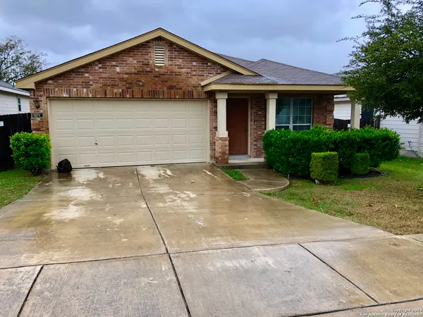 $1,695 | 671 Rattler Bluff, San Antonio, TX 78251