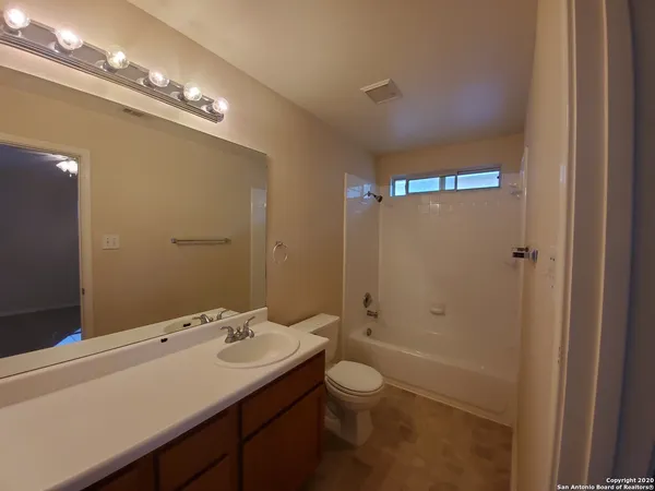 $1,695 | 671 Rattler Bluff, San Antonio, TX 78251