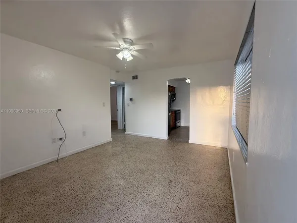 $2,400 | 43 Northwest 76th Avenue, Miami, FL 33126