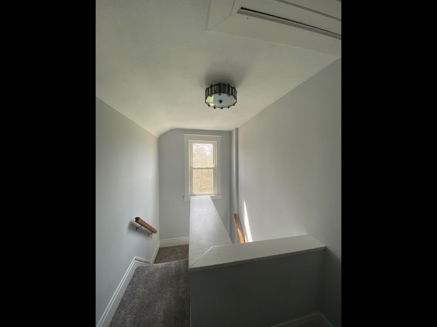9840 Pippin Road Cincinnati, OH 45231 - Photo 9 of 19 Gallery Image 9