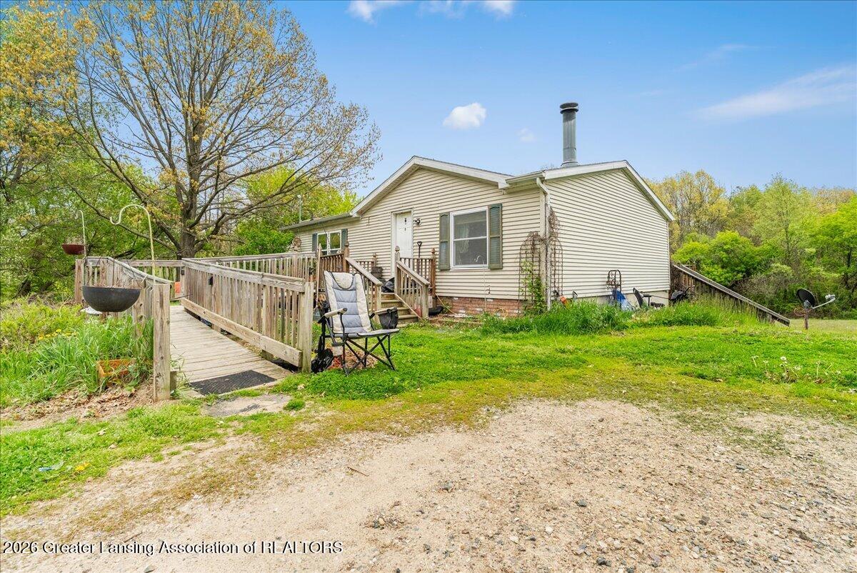 9999 Onondaga Road Onondaga, MI 49264 - Photo 6 of 35 06-Media Jett - 35