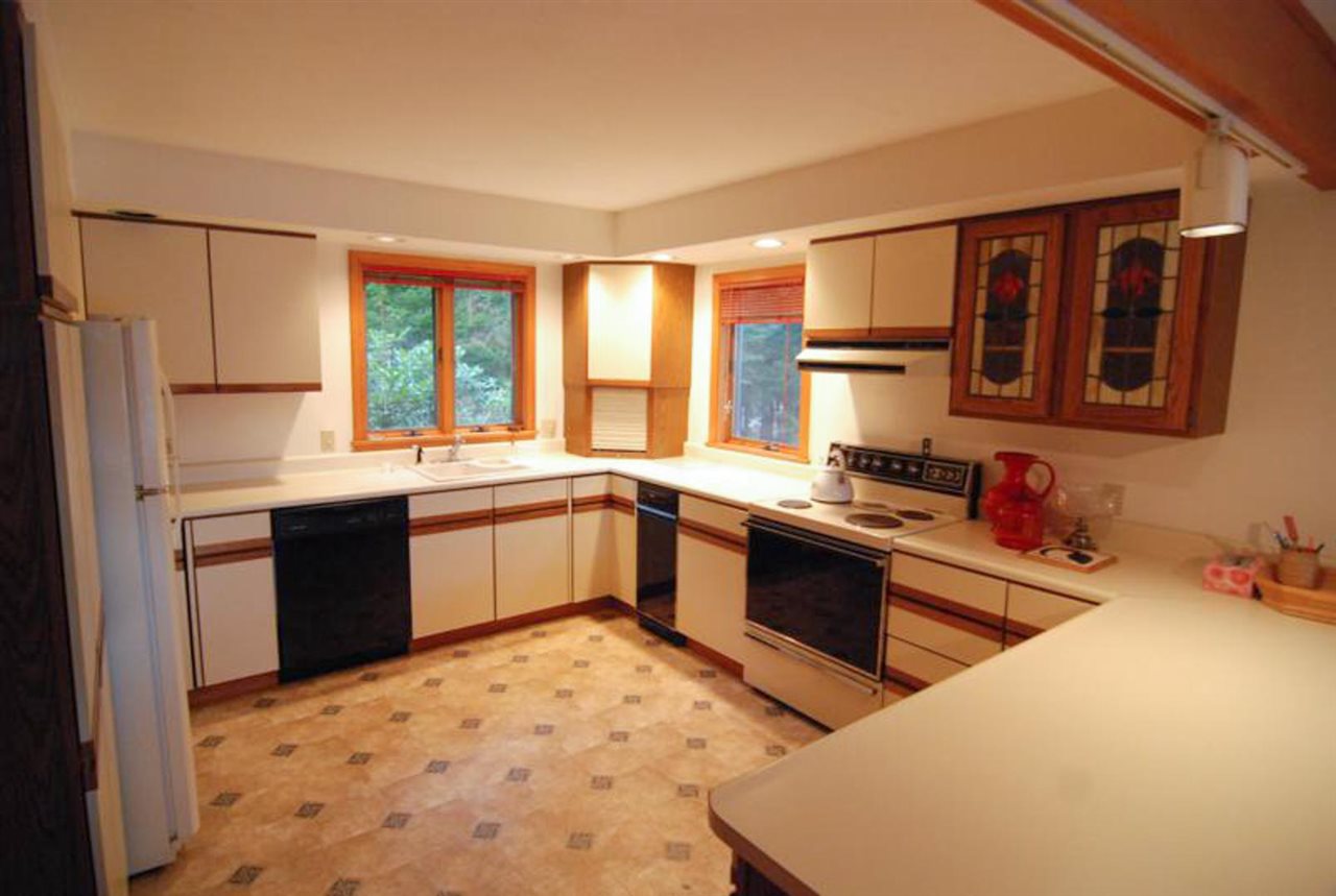 105 Dockham Shore Road Gilford, NH 03249 - Photo 33 of 39