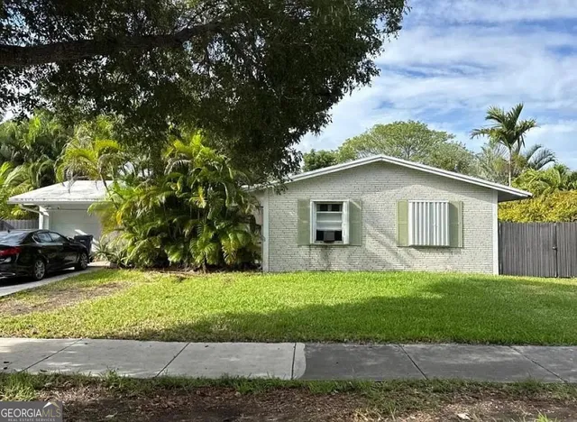 $130,000 | 9515 Tiffany Drive, Miami, FL 33157