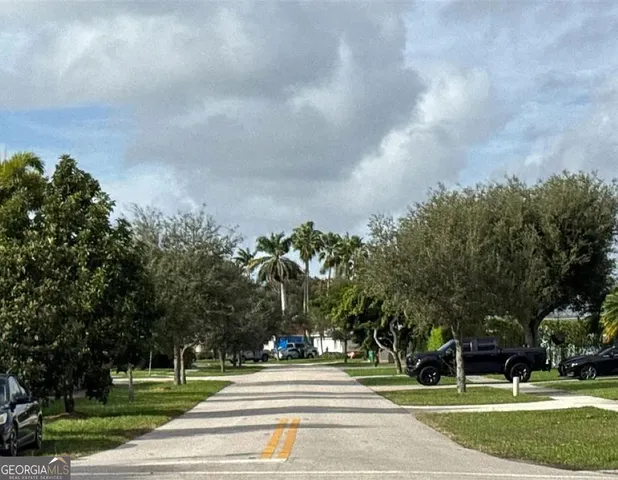 $130,000 | 9515 Tiffany Drive, Miami, FL 33157