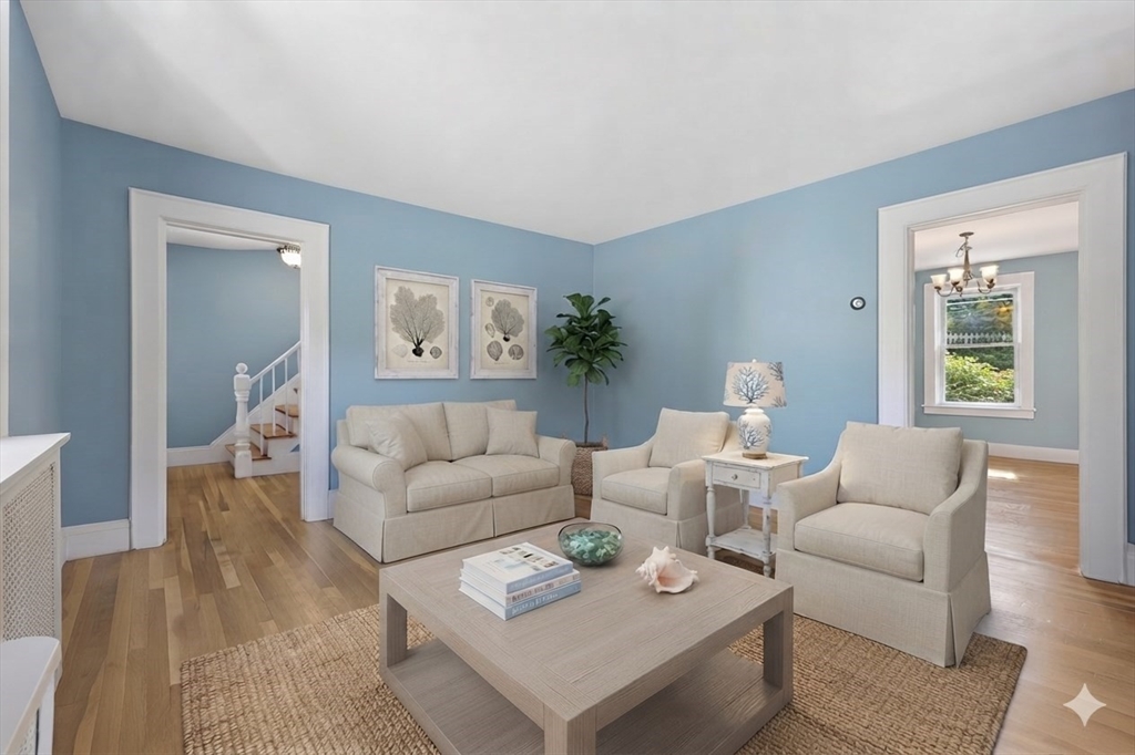 210 Pleasant Street Marblehead, MA 01945 - Photo 9 of 37