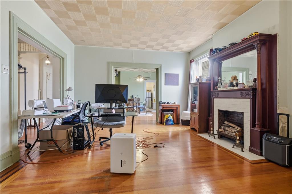 Gallery Image 7