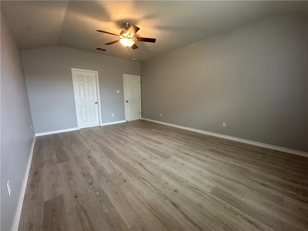 $2,200 | 2000 Westwood Drive, Portland, TX 78374