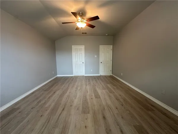 $2,200 | 2000 Westwood Drive, Portland, TX 78374