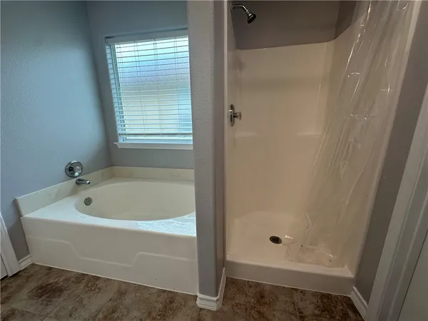 $2,200 | 2000 Westwood Drive, Portland, TX 78374