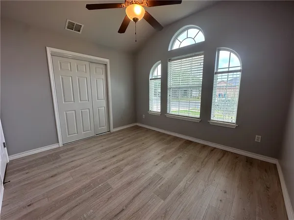 $2,200 | 2000 Westwood Drive, Portland, TX 78374