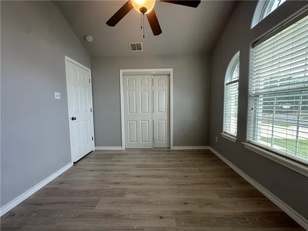 $2,200 | 2000 Westwood Drive, Portland, TX 78374