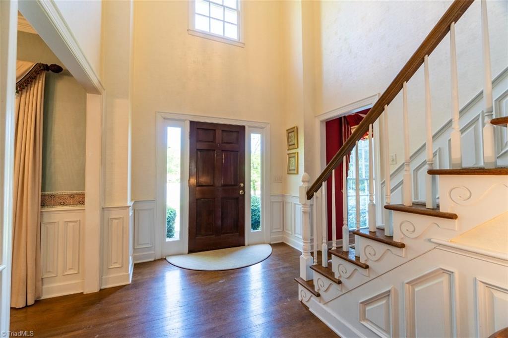3229 Cross Tree Road Winston-Salem, NC 27106 - Photo 3 of 33
