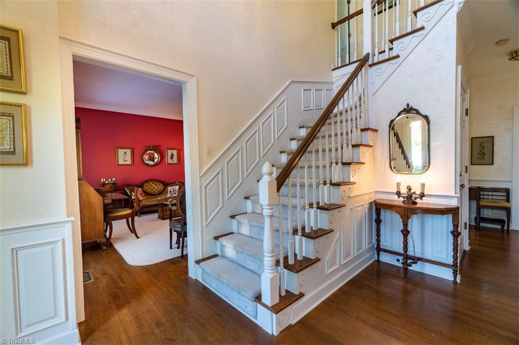 3229 Cross Tree Road Winston-Salem, NC 27106 - Photo 5 of 33