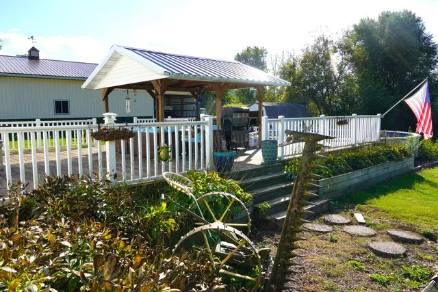 $259,999 | 220 2nd Street, Bell Center, WI 54631