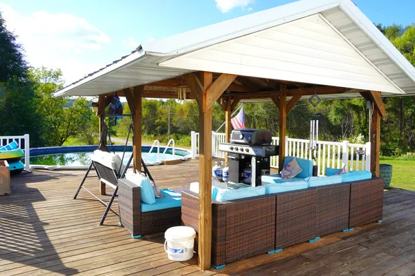 $259,999 | 220 2nd Street, Bell Center, WI 54631