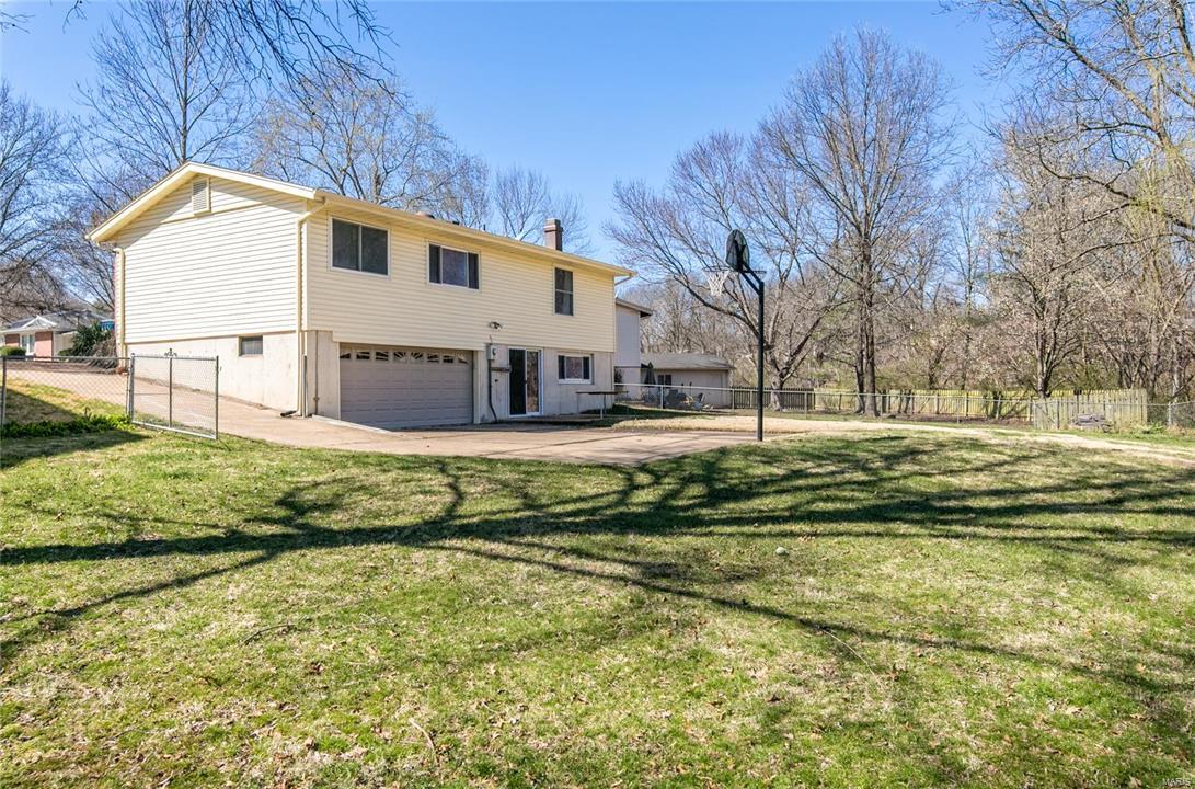 667 Walnut Point Court Ballwin, MO 63021 - Photo 32 of 35
