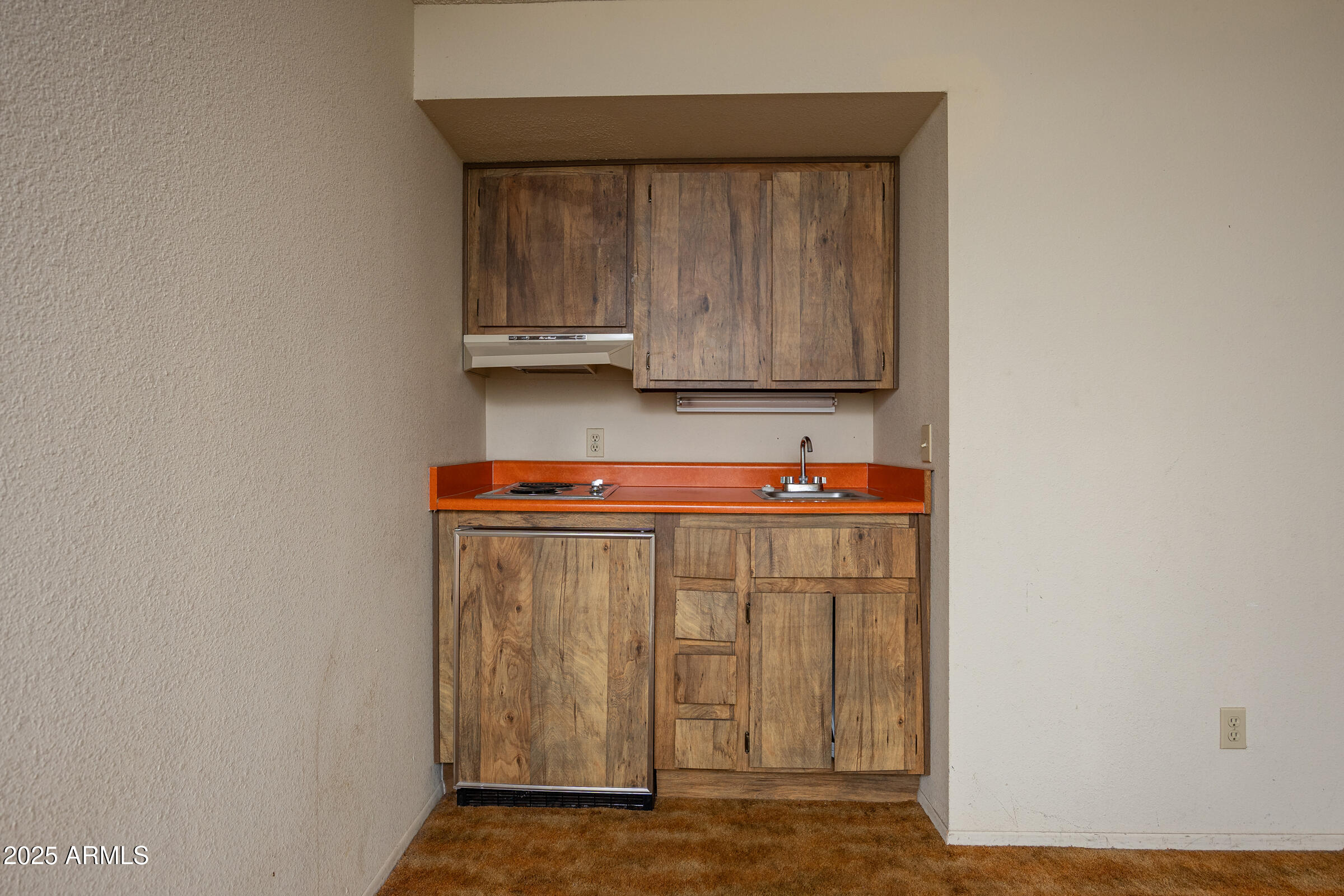 17980 Walapai Road, Unit 19A Munds Park, AZ 86017 - Photo 25 of 32 a view of washer and dryer
