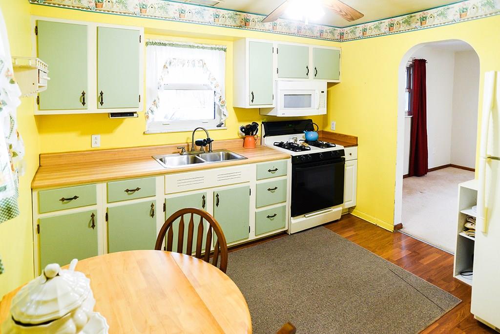 45 Privateroad 5000 Indiana, PA 15701 - Photo 6 of 22 Kitchen