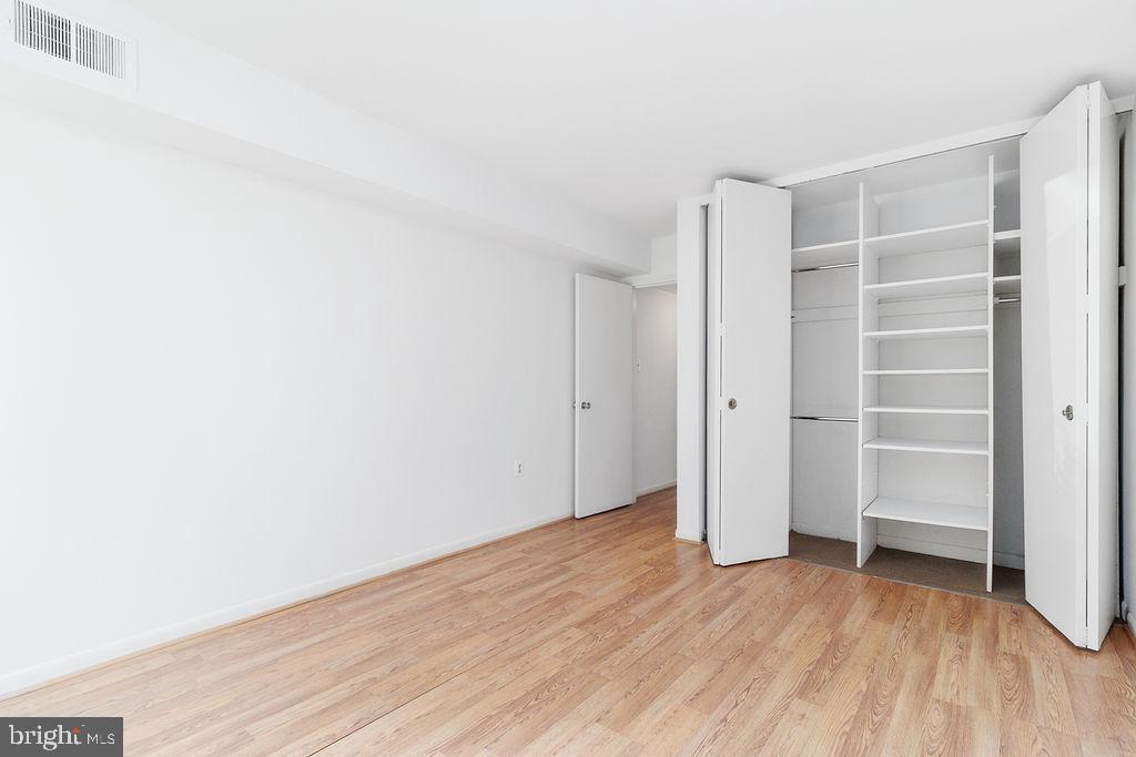 1414 Northgate Square, Unit 14142A Reston, VA 20190 - Photo 19 of 27 Gallery Image 19