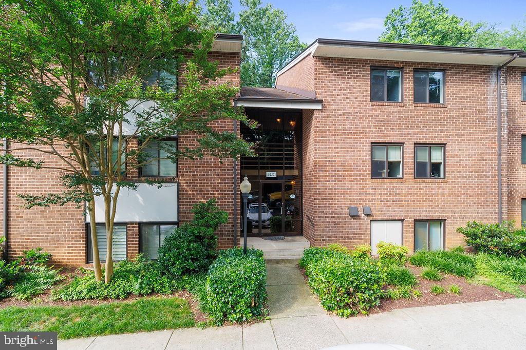 1414 Northgate Square, Unit 14142A Reston, VA 20190 - Photo 27 of 27 Gallery Image 27