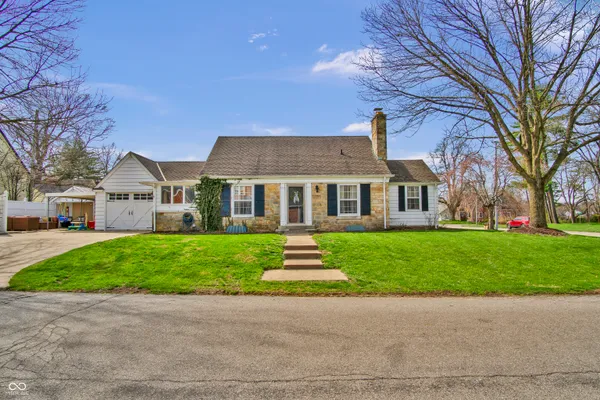 $269,900 | 2245 Washington Street, Columbus, IN 47201