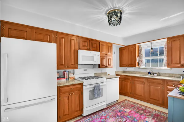 $269,900 | 2245 Washington Street, Columbus, IN 47201