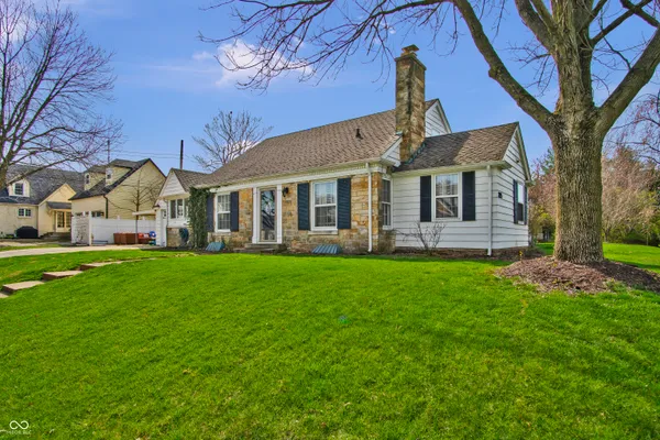 $269,900 | 2245 Washington Street, Columbus, IN 47201