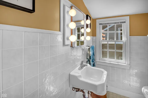 $269,900 | 2245 Washington Street, Columbus, IN 47201