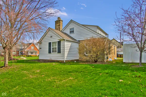 $269,900 | 2245 Washington Street, Columbus, IN 47201